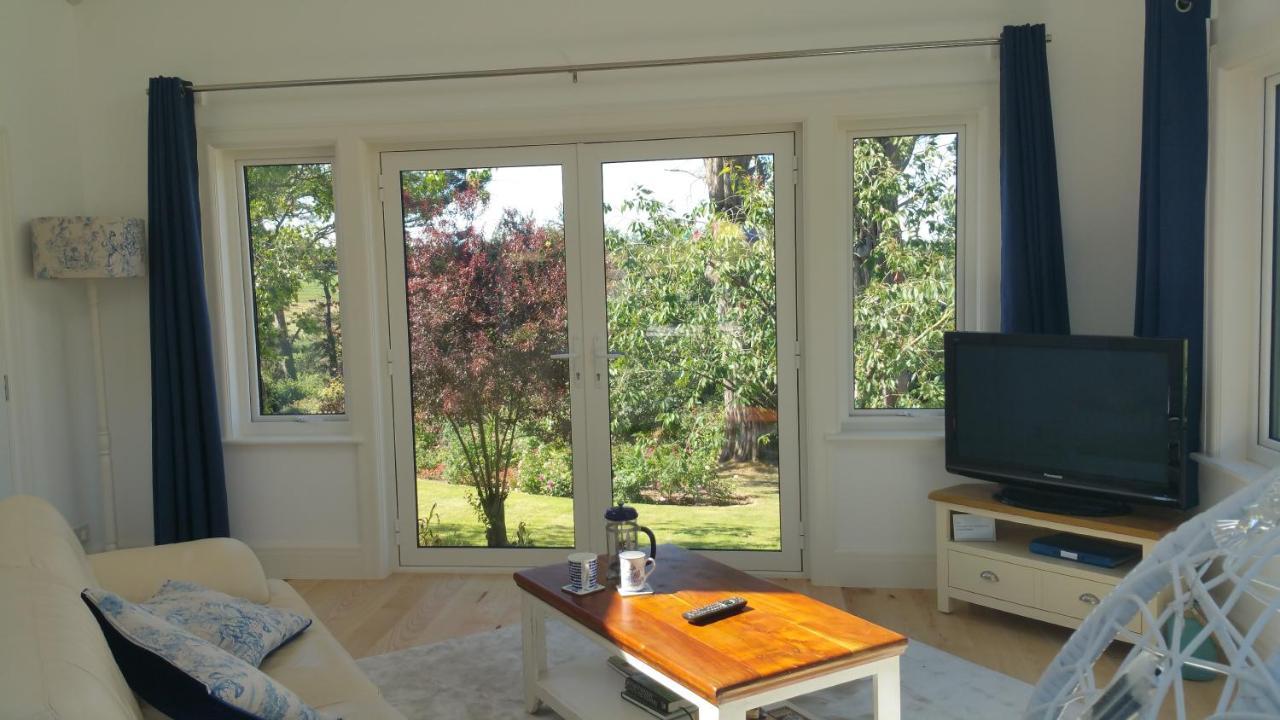 Horsna Parc Retreat Bed & Breakfast Saint Tudy ภายนอก รูปภาพ
